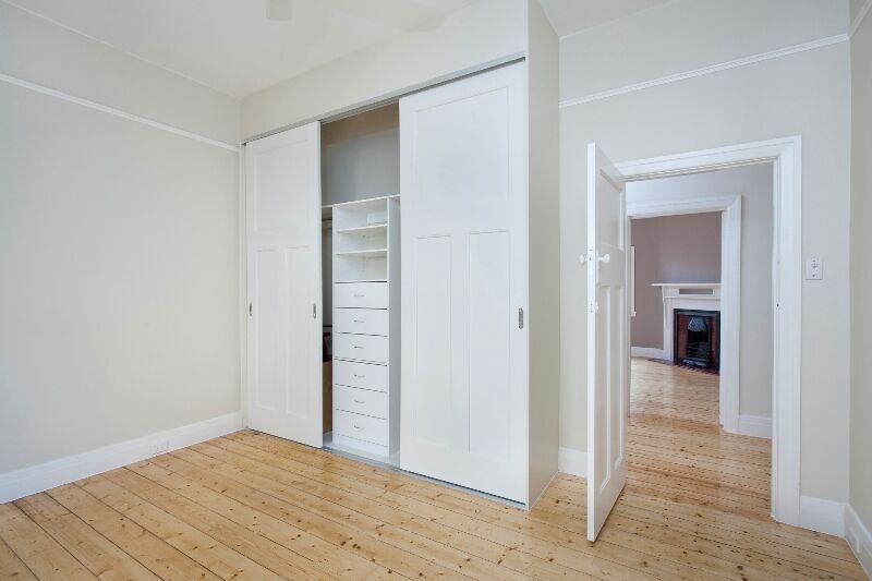 Build in Wardrobes